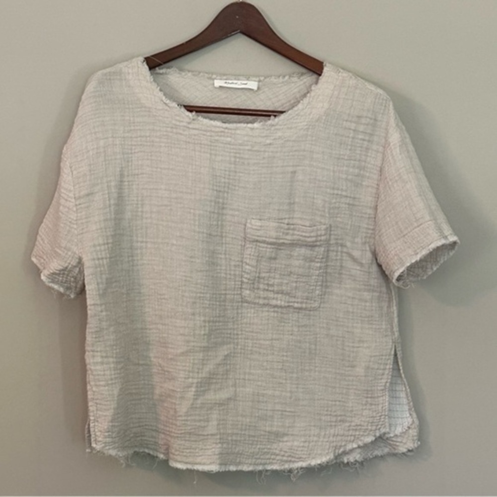 Mustard Seed  Split side crinkle Top size small